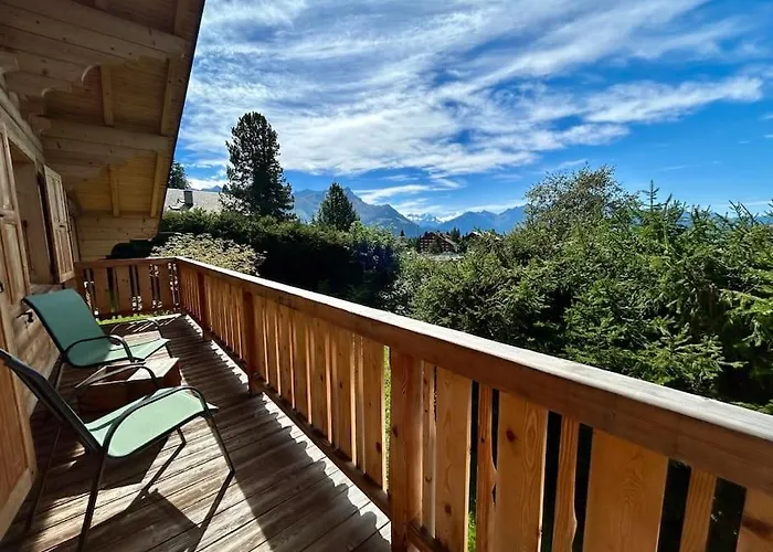 Peace & Comfort - Great Views And Location Chalet