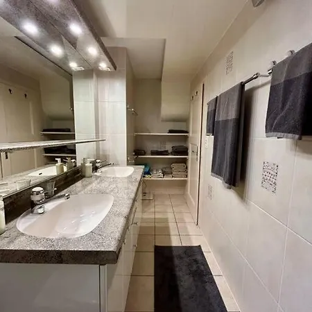 Peace & Comfort - Great Views And Location * 빌라쉬르올롱