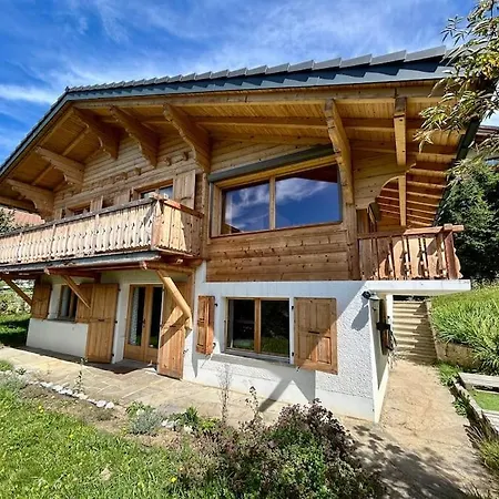 Peace & Comfort - Great Views And Location